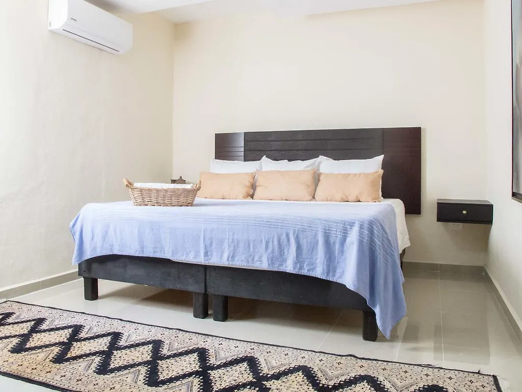 ***  The Wine Bed And Breakfast Cancún México