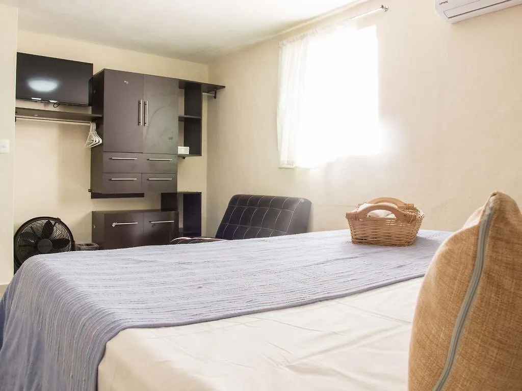 Panzió The Wine Bed And Breakfast Cancún